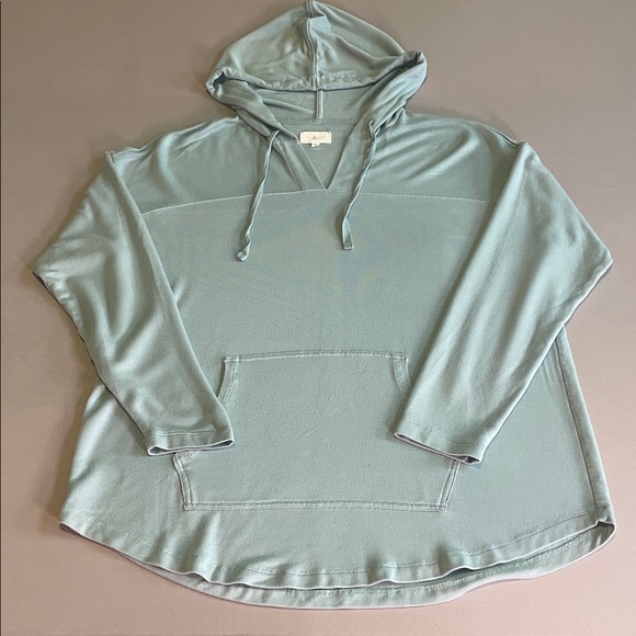 Lou & Grey Sage Green V-neck Pullover Lightweight Hoodie | Medium - Picture 7 of 7